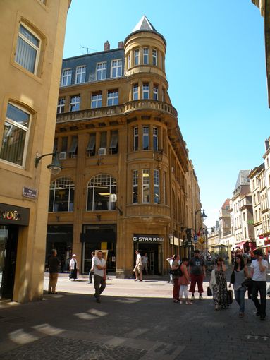  Immeuble avec tour d'angle